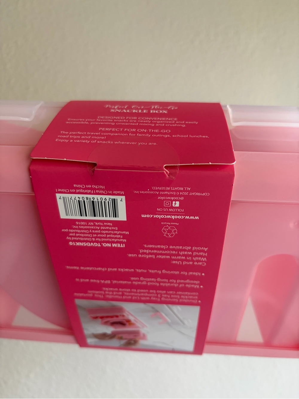 CWC Pink Snackle Box - Divided Food & Snack Storage - Picture 4 of 5